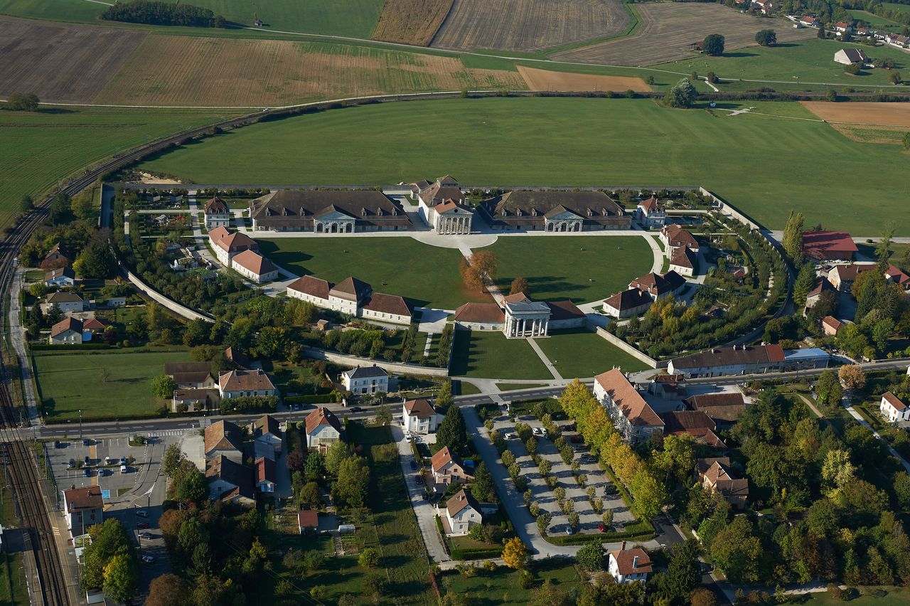 Monuments Salines Royales d'Arc-Et-Senans BI-0181